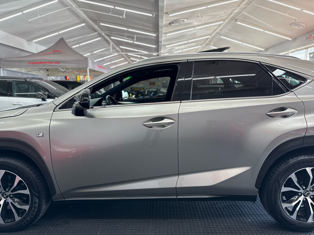 Lexus NX 200t  2015