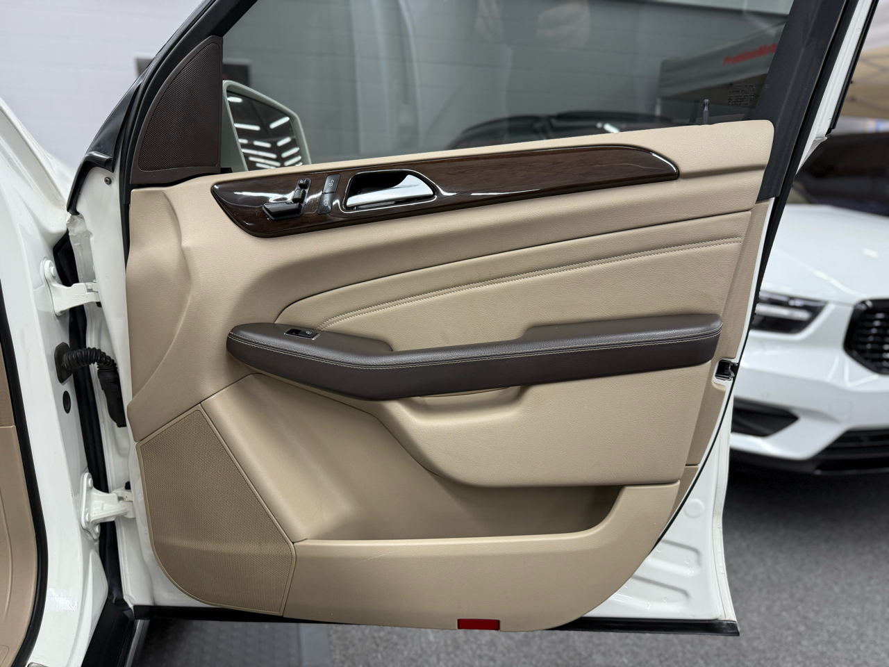 Mercedes-Benz M-Class  2014