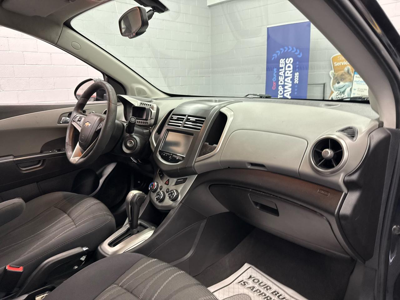 Chevrolet Sonic LT 2015