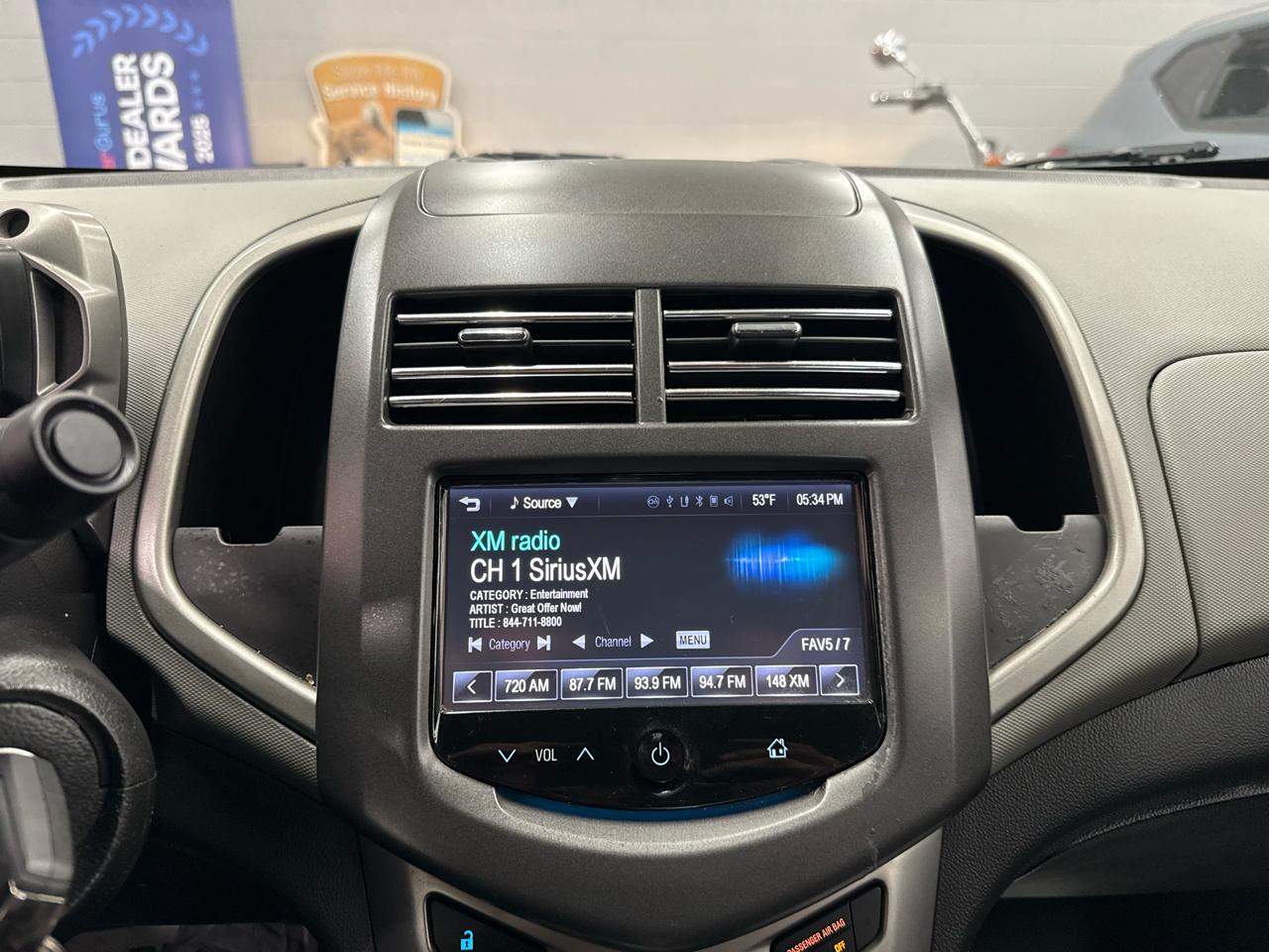 Chevrolet Sonic LT 2015