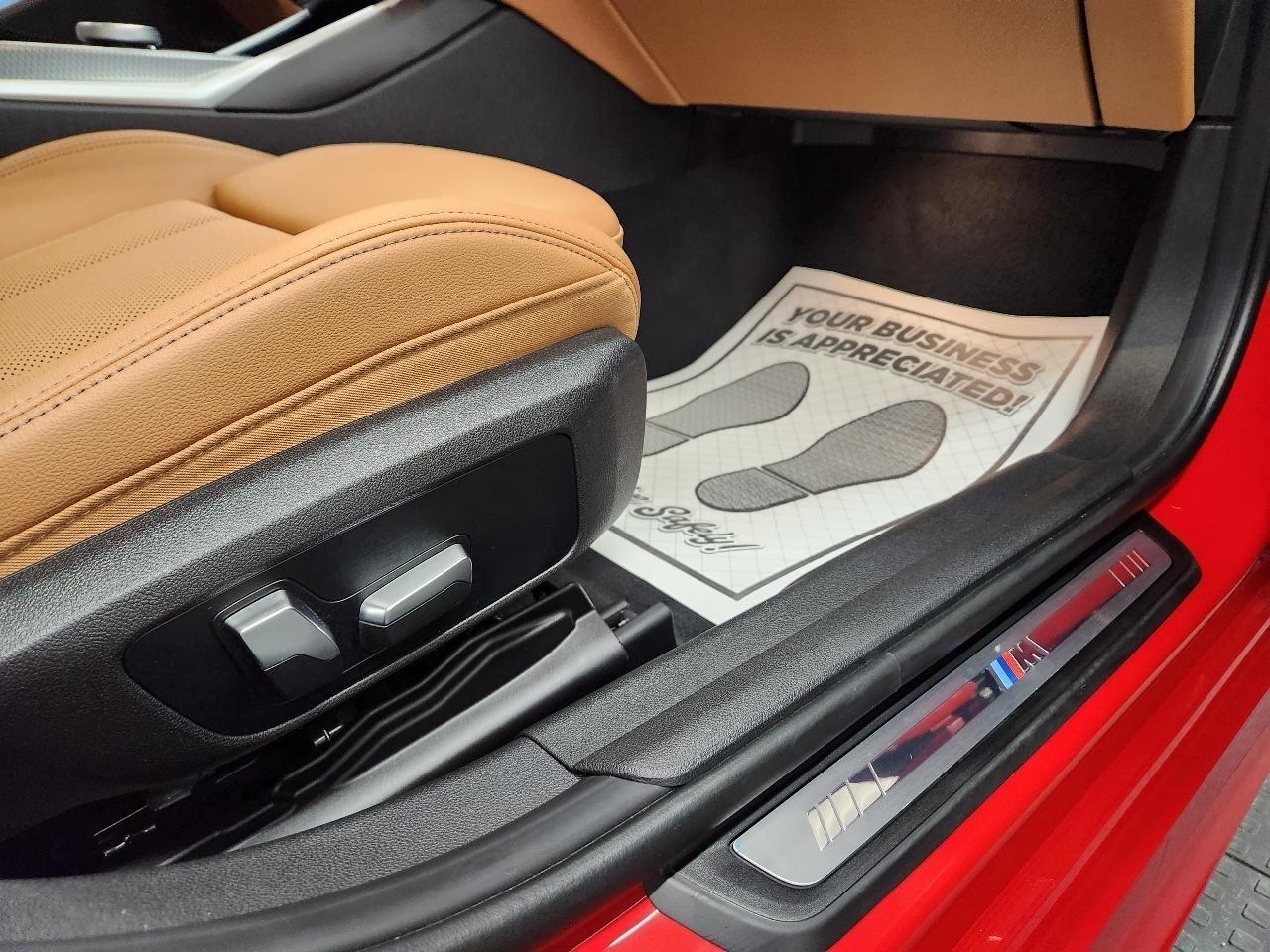 BMW 3-Series  2023