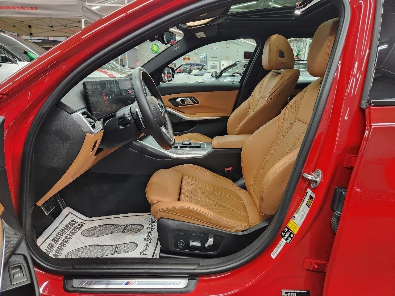 BMW 3-Series  2023