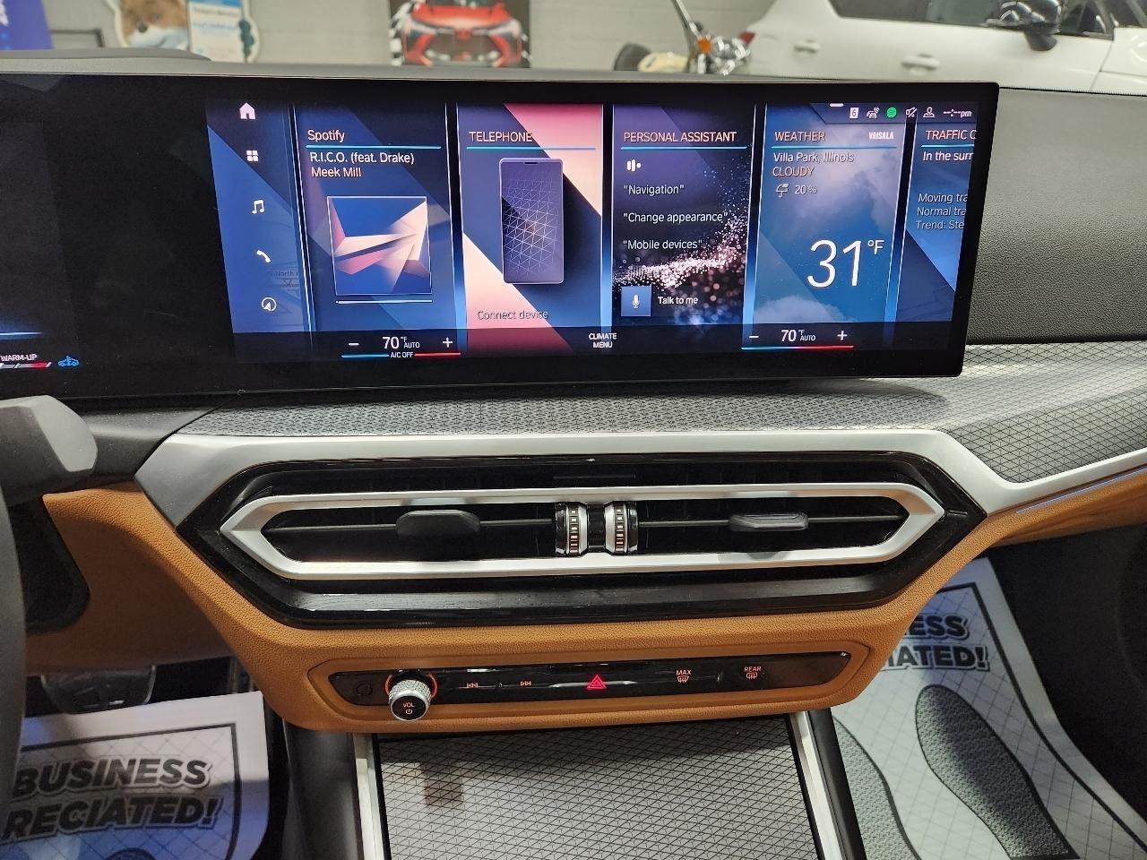 BMW 3-Series  2023