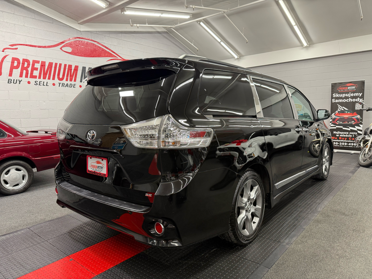 Toyota Sienna  2013