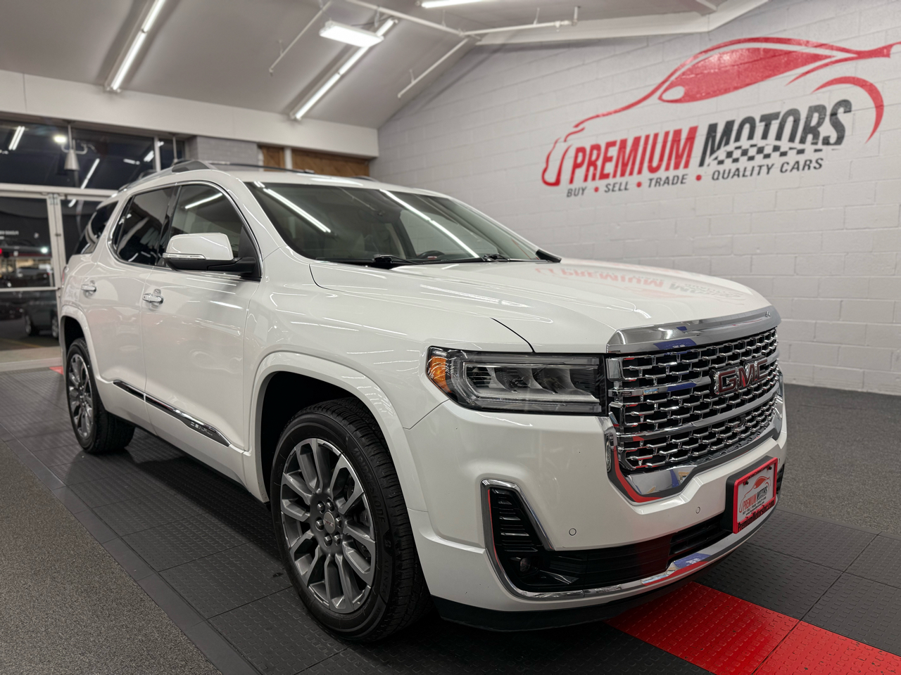 GMC Acadia Denali 2022