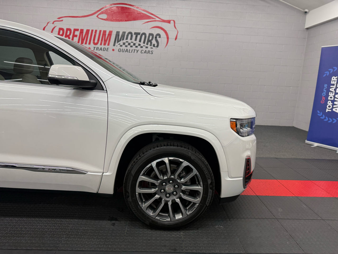 GMC Acadia Denali 2022