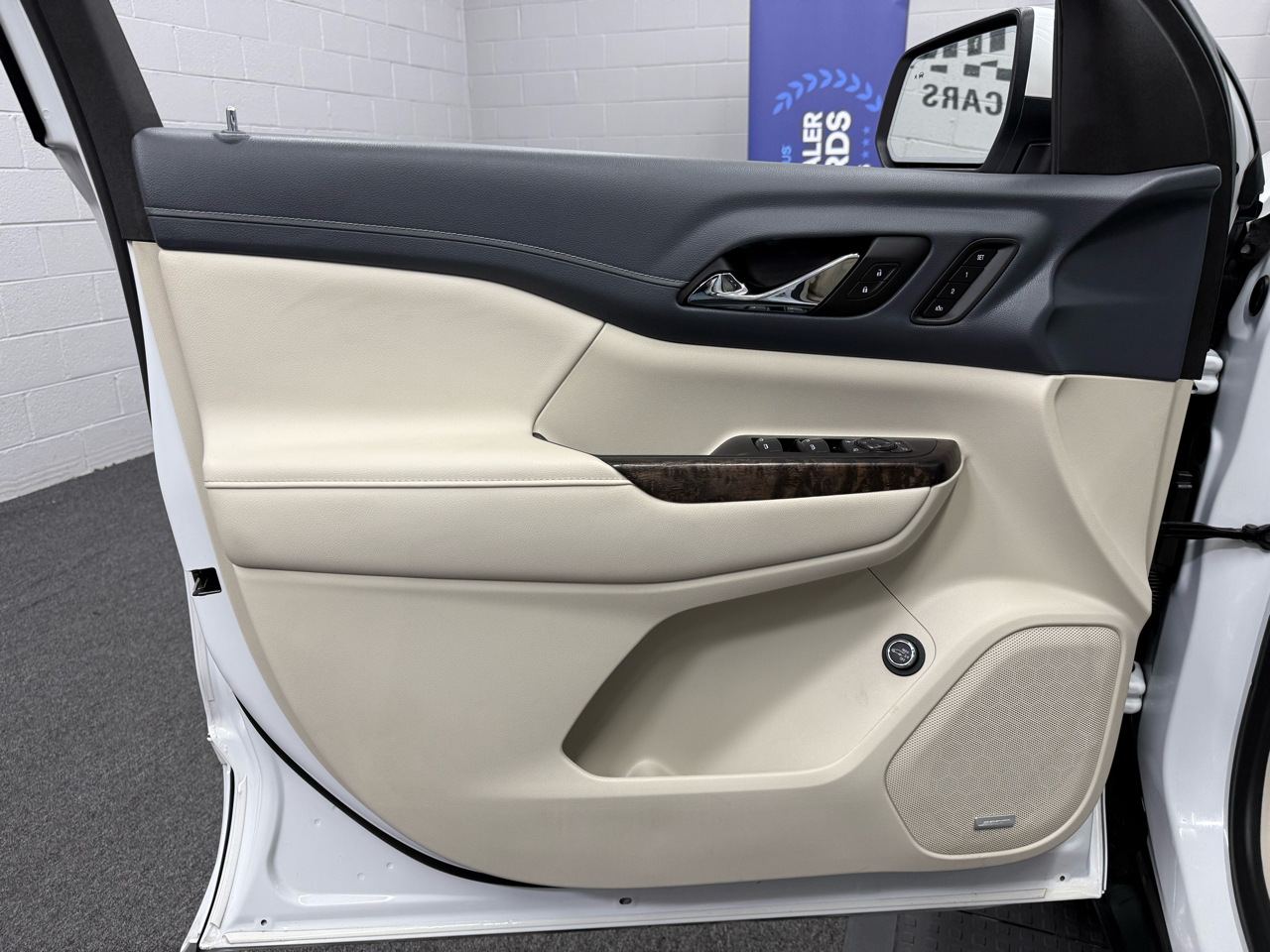 GMC Acadia Denali 2022