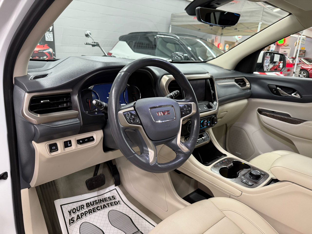 GMC Acadia Denali 2022