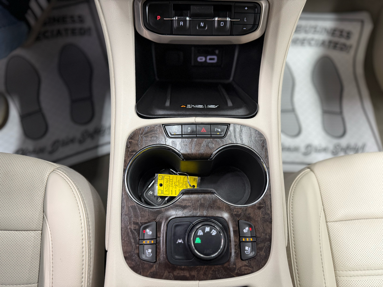 GMC Acadia Denali 2022