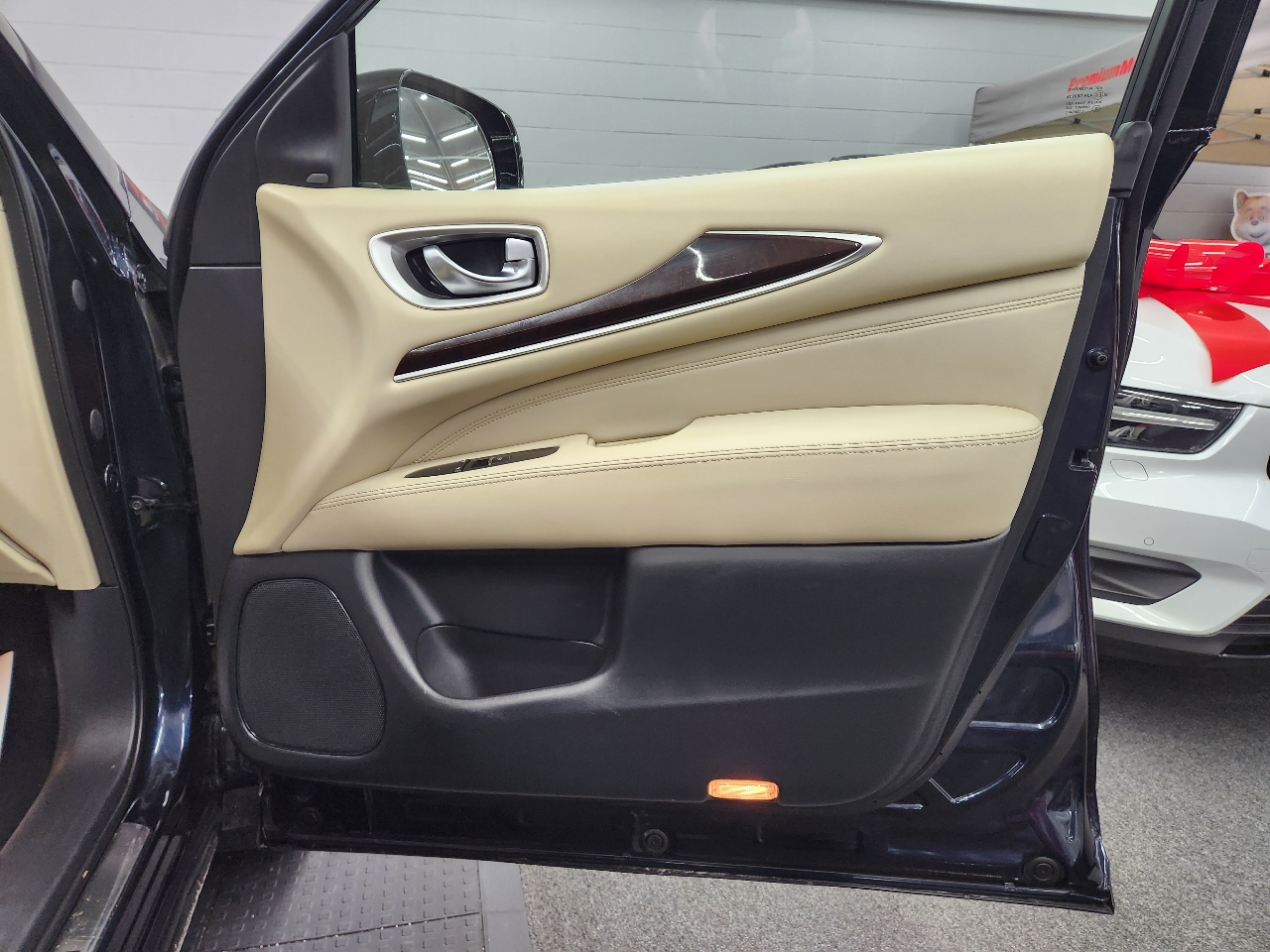 Infiniti QX60 Luxe 2019