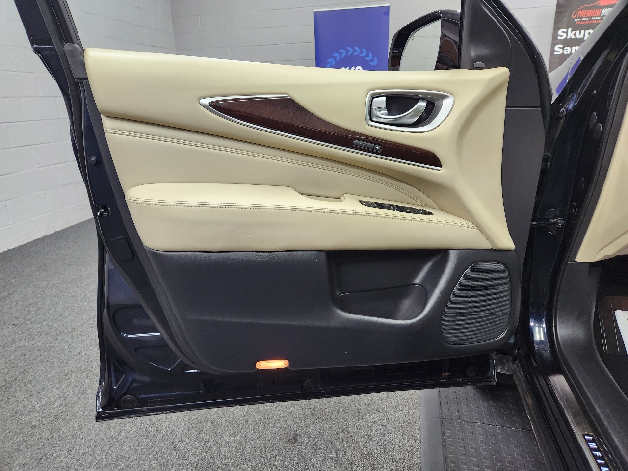 Infiniti QX60 Luxe 2019