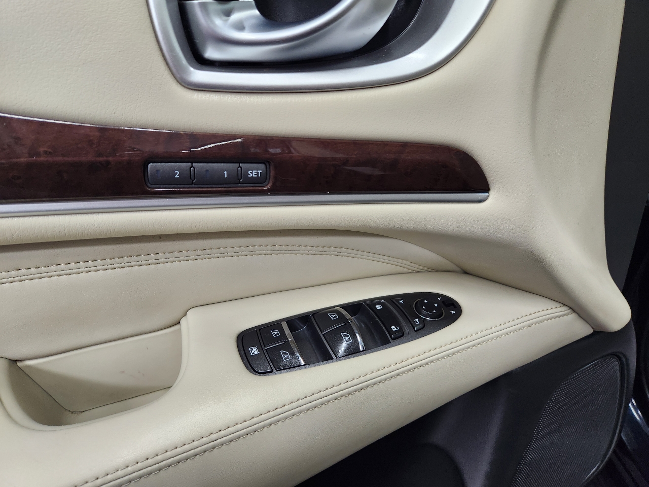 Infiniti QX60 Luxe 2019