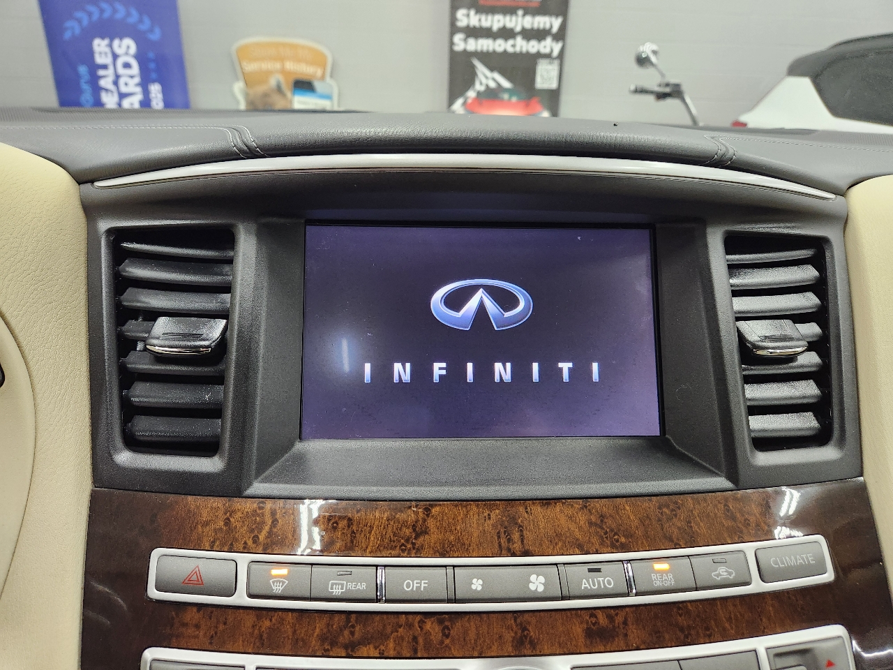Infiniti QX60 Luxe 2019