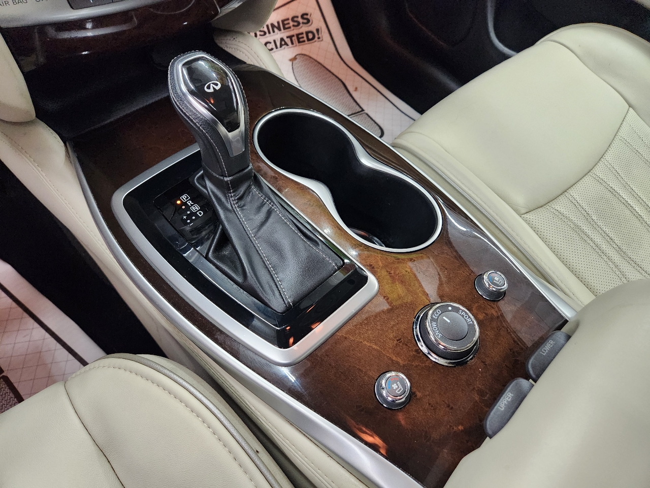 Infiniti QX60 Luxe 2019