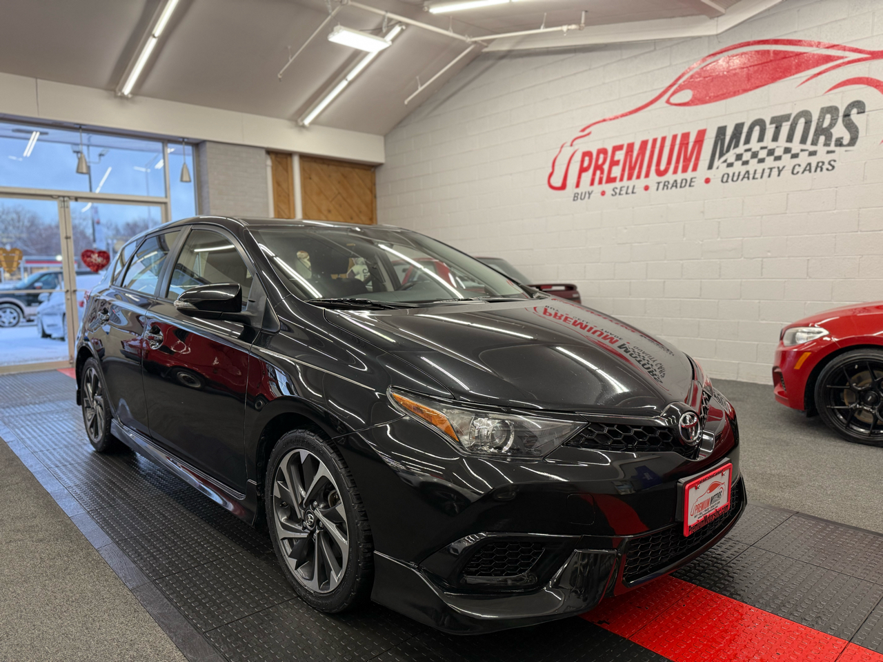 Toyota Corolla iM 4D Hatchback 2018