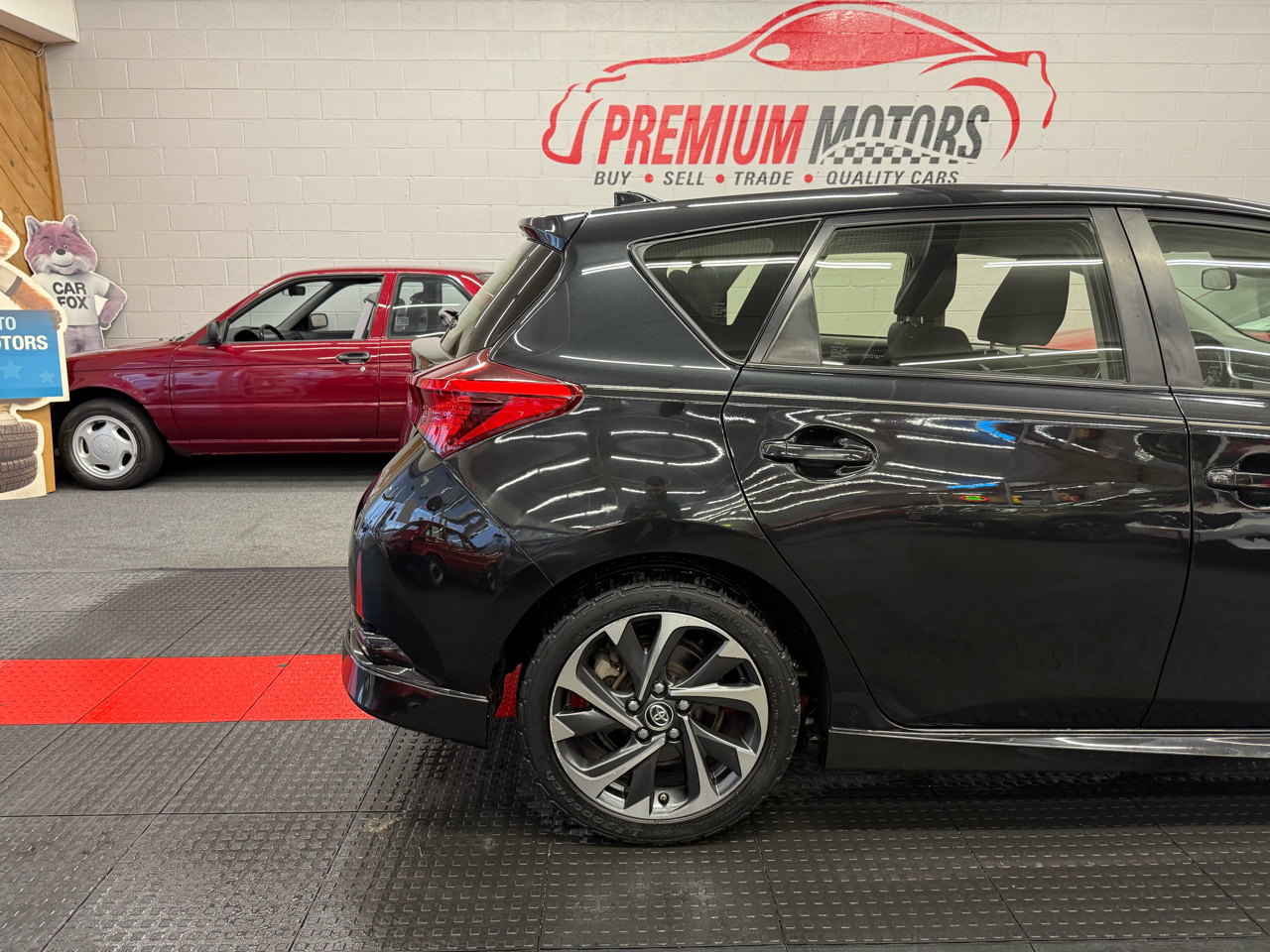 Toyota Corolla iM 4D Hatchback 2018