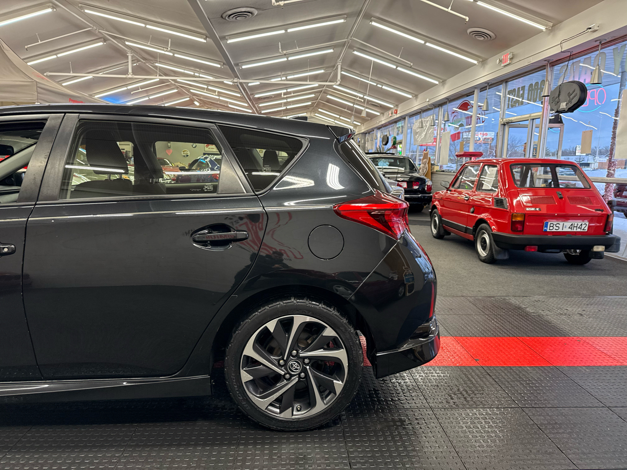 Toyota Corolla iM 4D Hatchback 2018