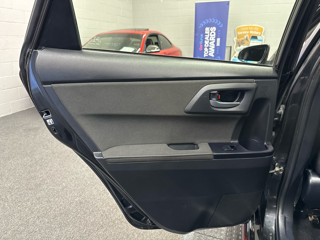 Toyota Corolla iM 4D Hatchback 2018