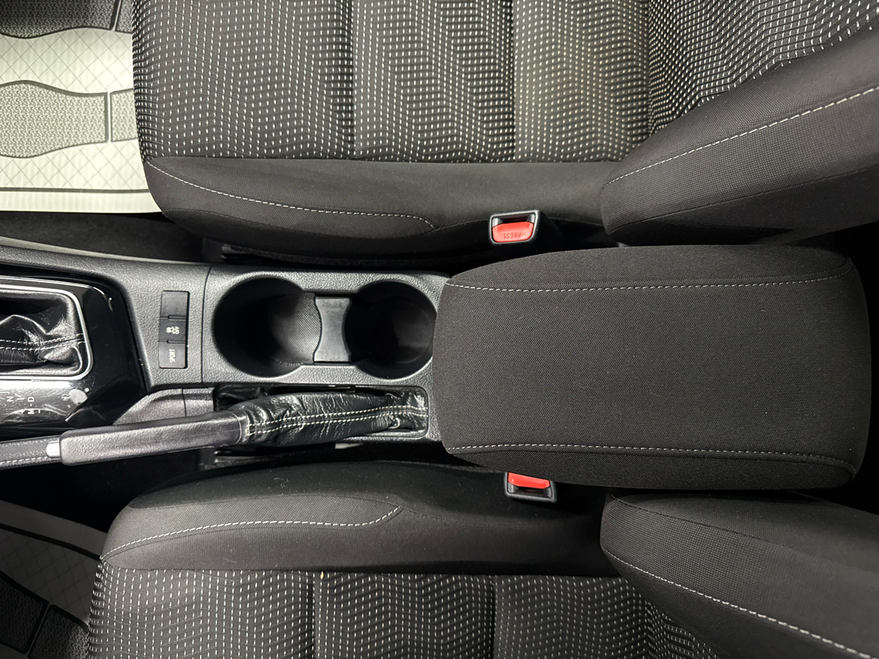 Toyota Corolla iM 4D Hatchback 2018