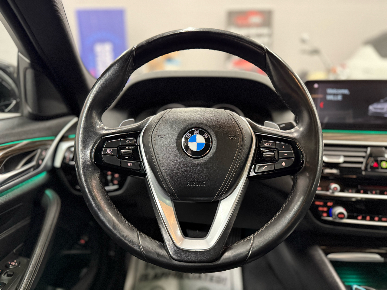 BMW 5-Series  2019