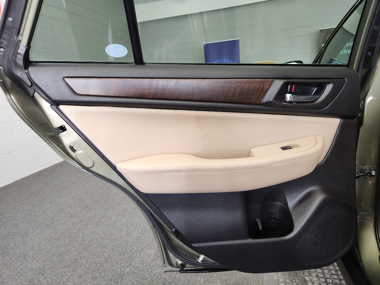 Subaru Outback  2017