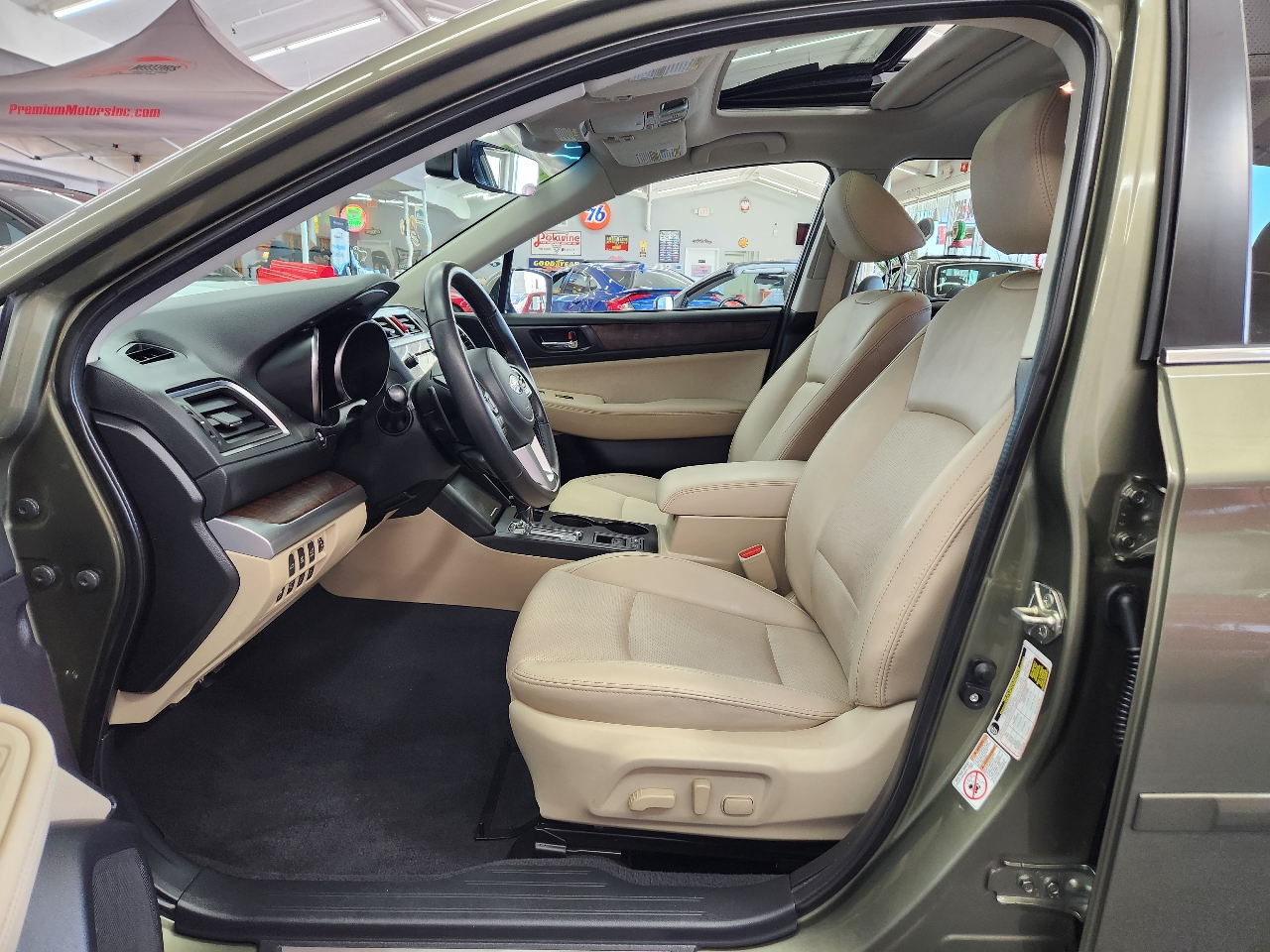 Subaru Outback  2017