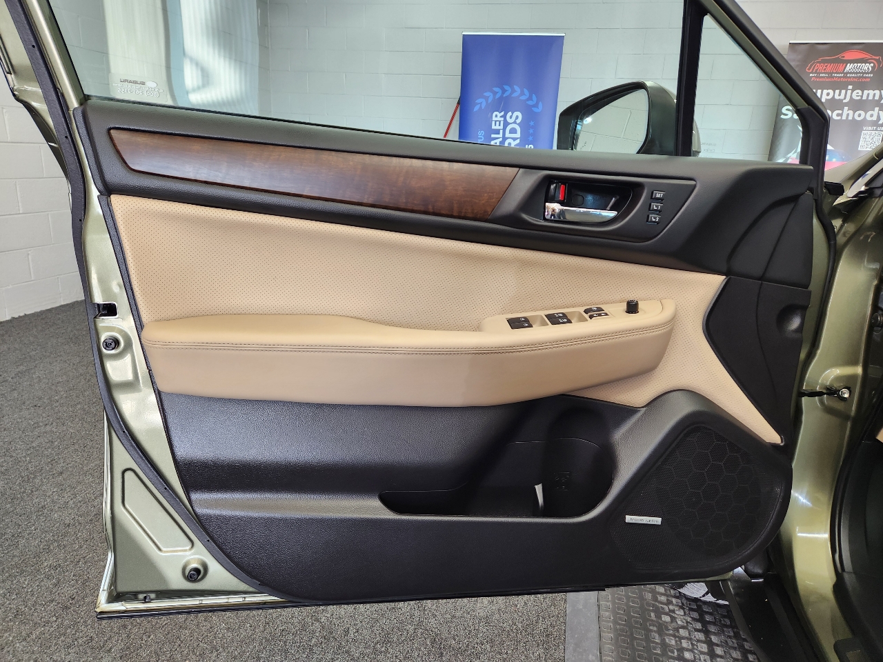 Subaru Outback  2017