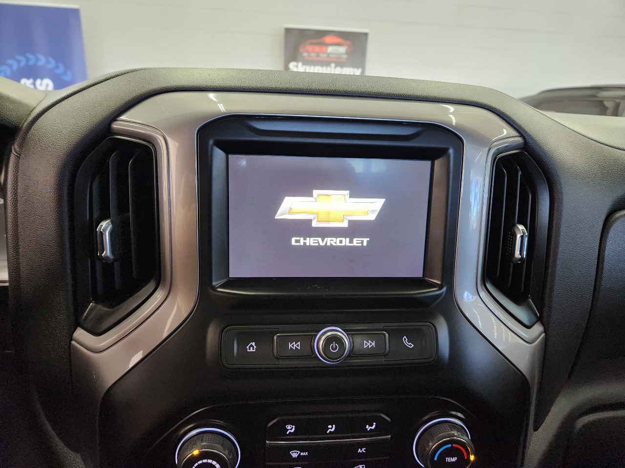 Chevrolet Silverado 1500 1LT Regular Cab 2WD 2020