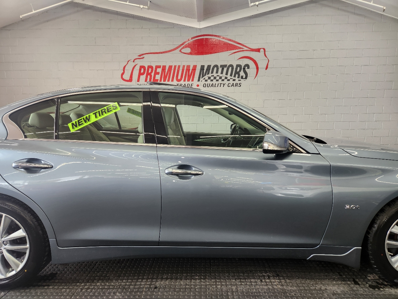 Infiniti Q50 Premium 2017