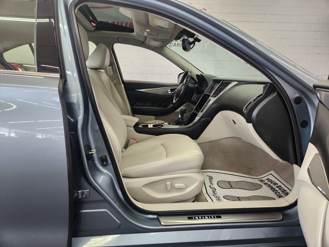 Infiniti Q50 Premium 2017