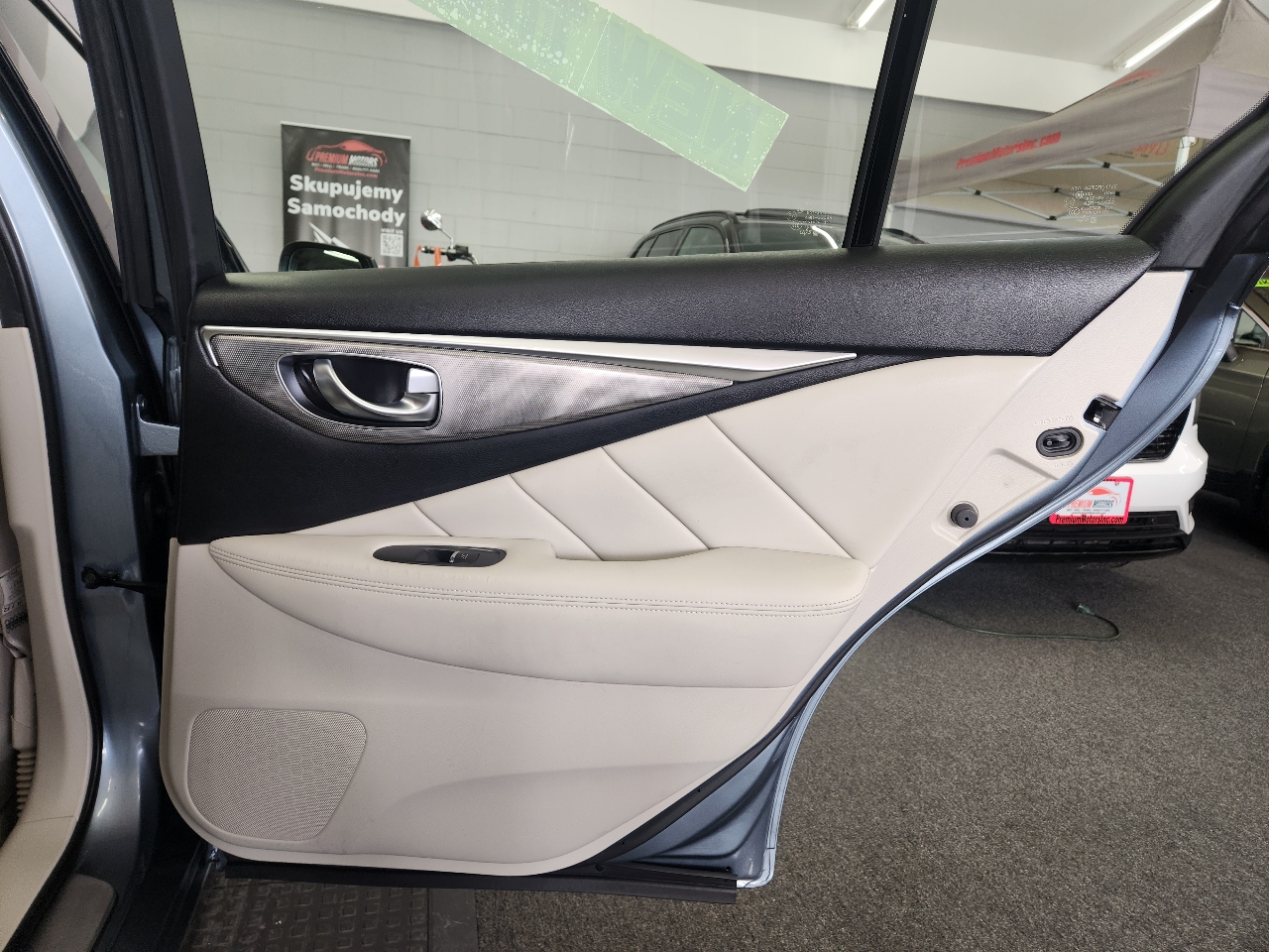 Infiniti Q50 Premium 2017