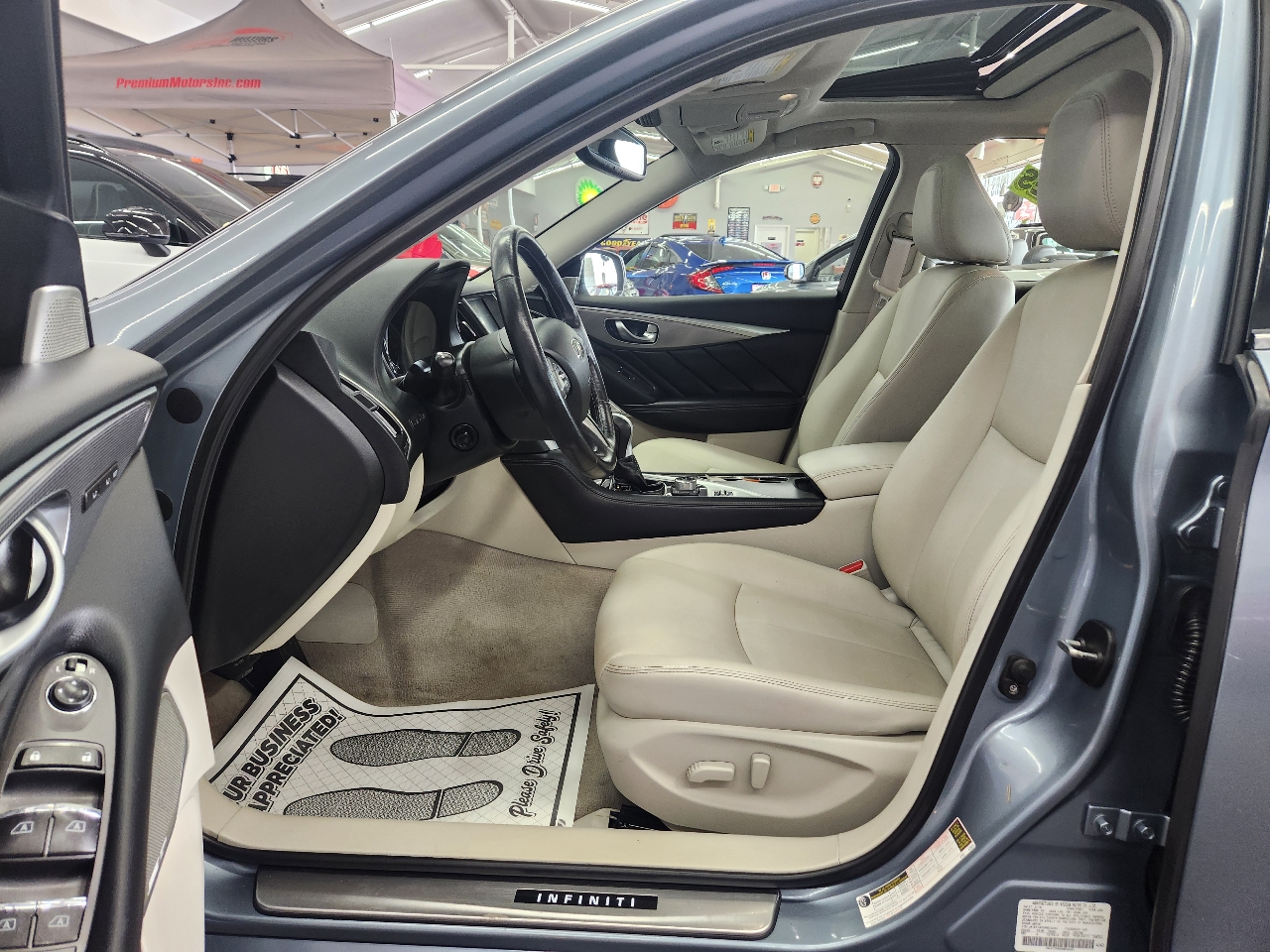 Infiniti Q50 Premium 2017