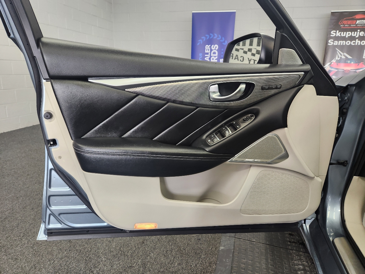 Infiniti Q50 Premium 2017