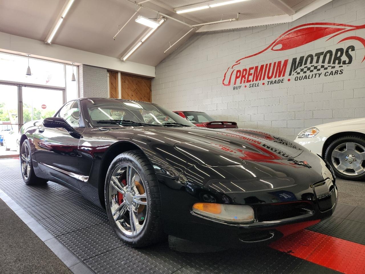 Chevrolet Corvette 1LT 2D Coupe 2001