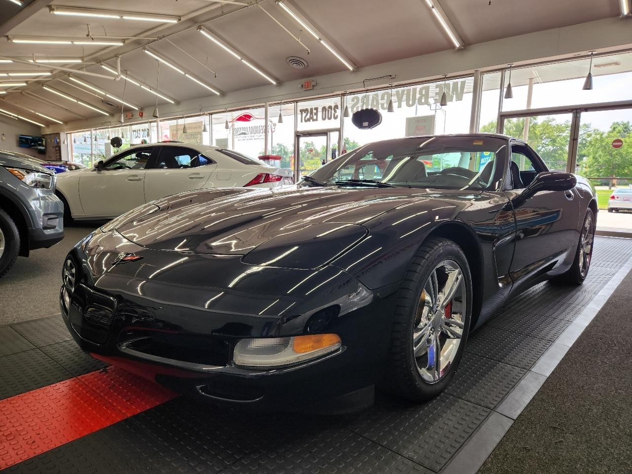 Chevrolet Corvette 1LT 2D Coupe 2001