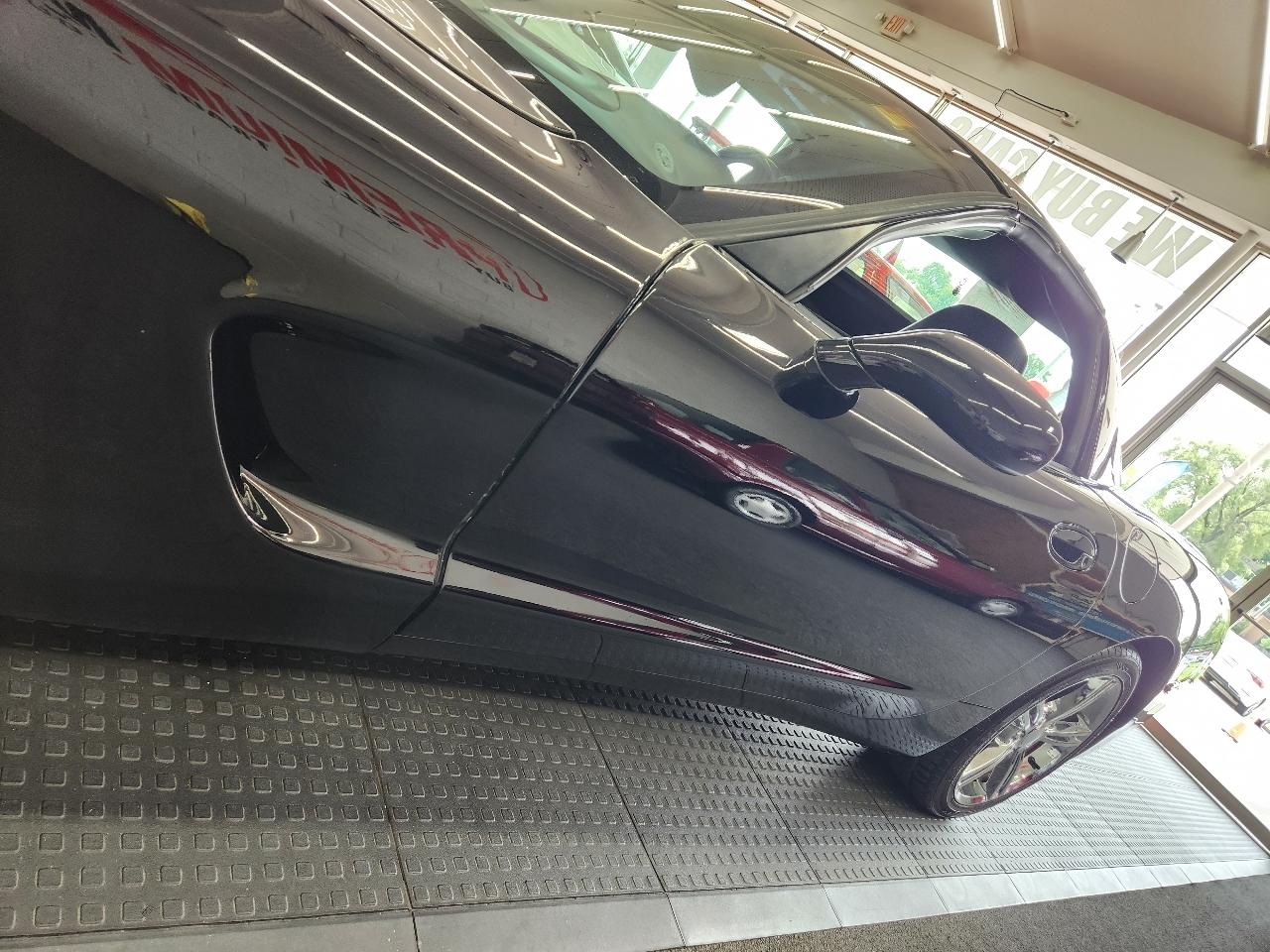 Chevrolet Corvette 1LT 2D Coupe 2001