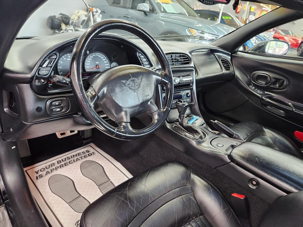 Chevrolet Corvette 1LT 2D Coupe 2001