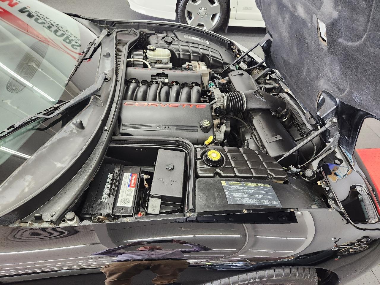 Chevrolet Corvette 1LT 2D Coupe 2001