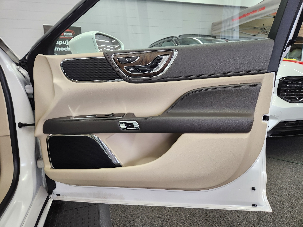 Lincoln Continental  2017