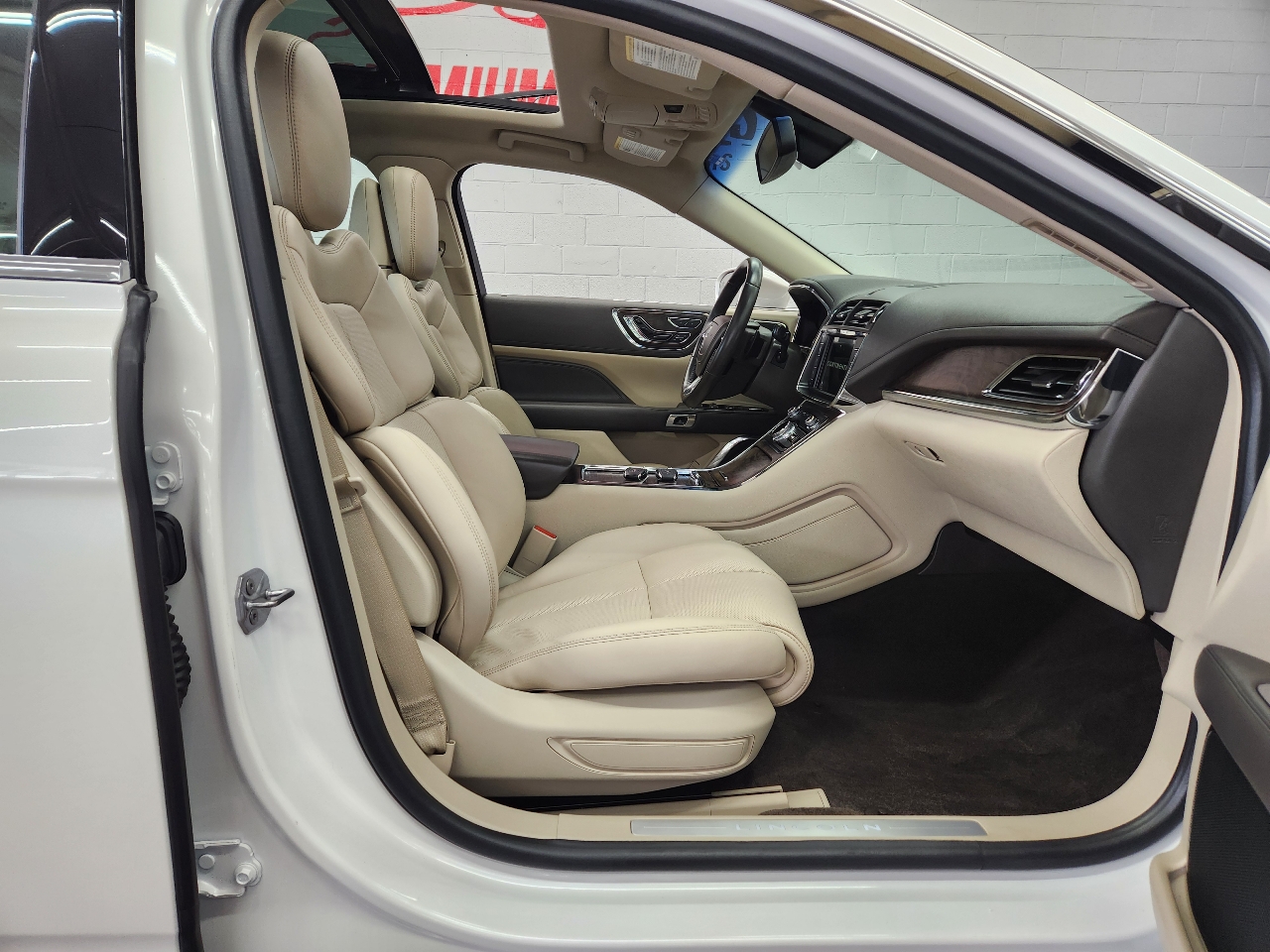 Lincoln Continental  2017