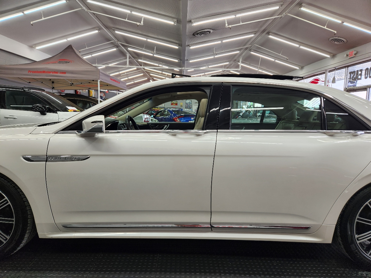 Lincoln Continental  2017