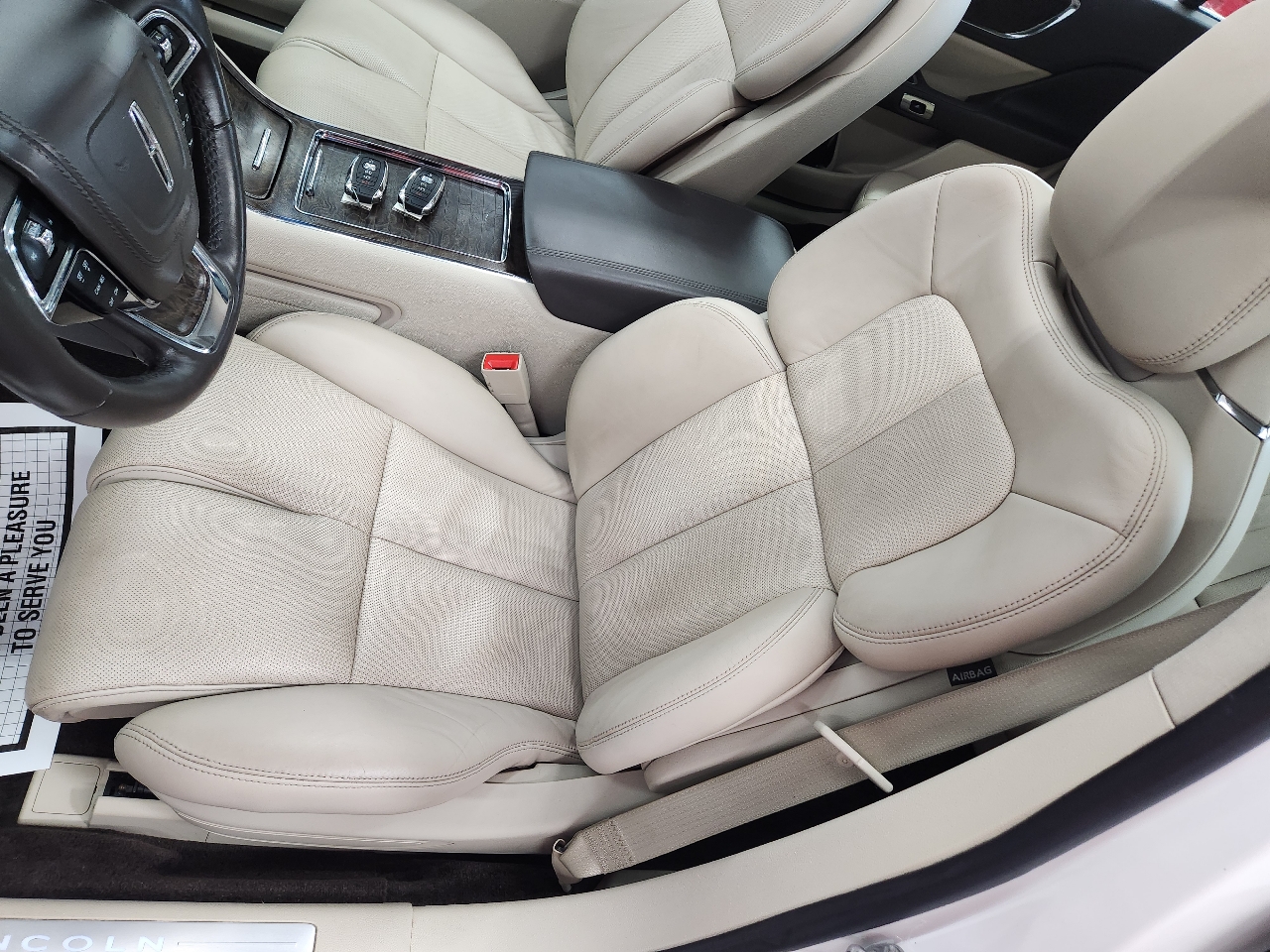 Lincoln Continental  2017