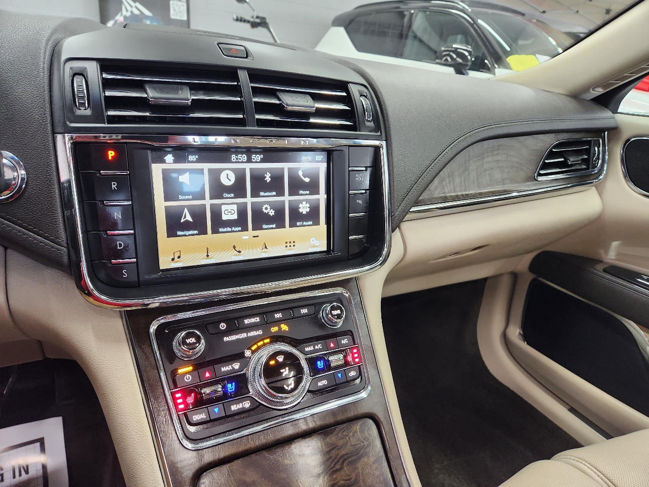 Lincoln Continental  2017