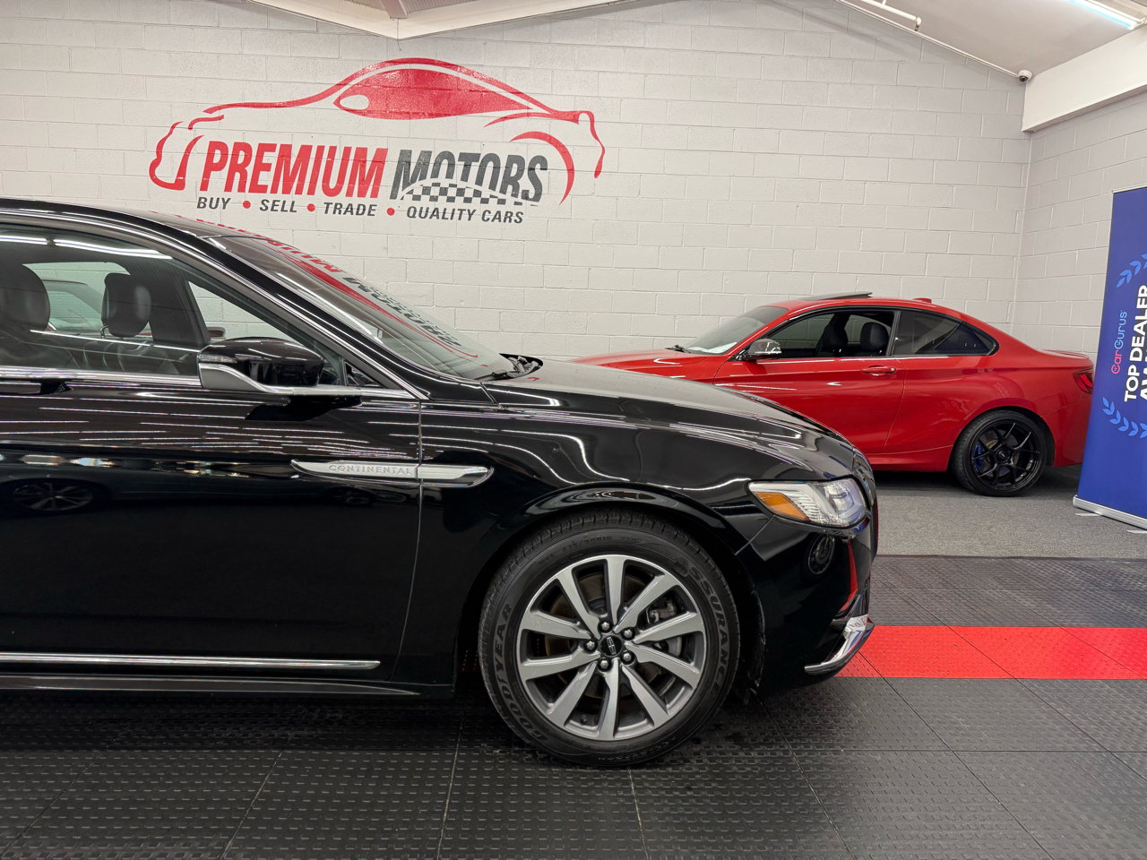 Lincoln Continental Livery 2017