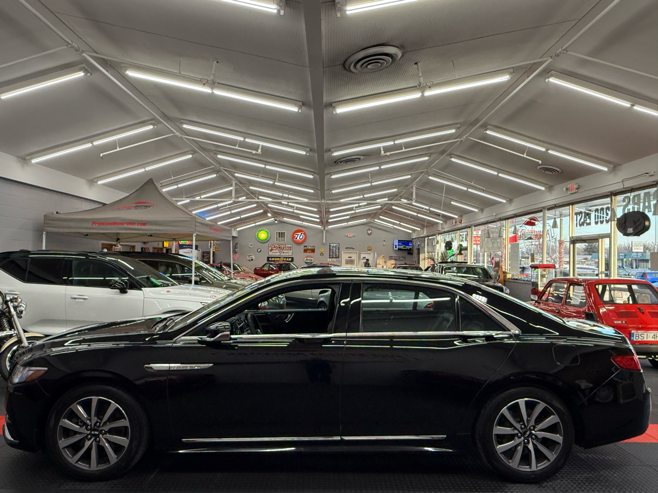 Lincoln Continental Livery 2017