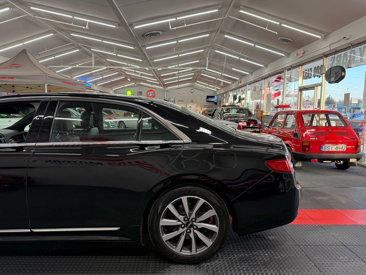 Lincoln Continental Livery 2017