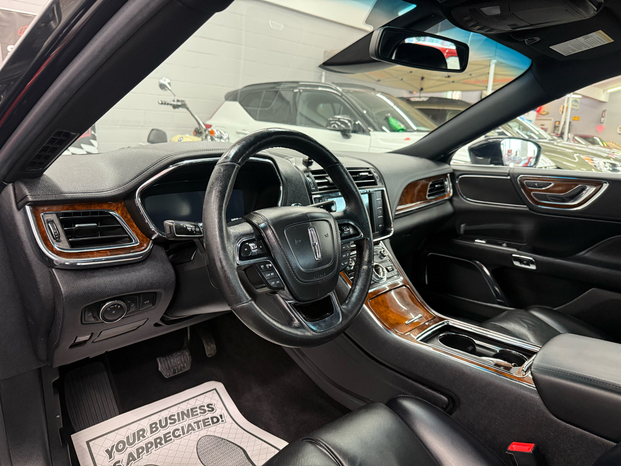 Lincoln Continental Livery 2017