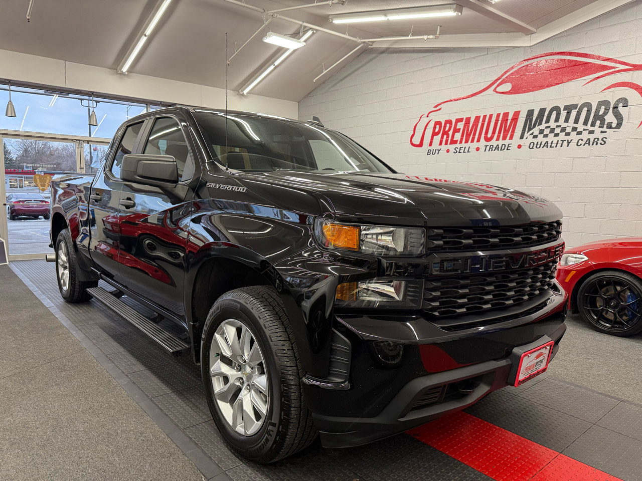 Chevrolet Silverado 1500 Custom 2021