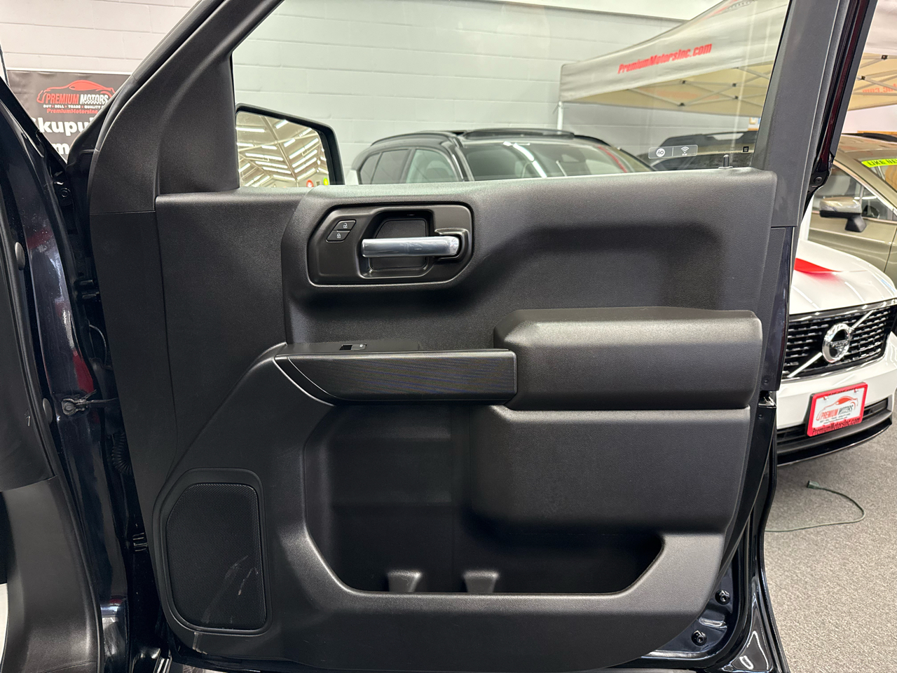 Chevrolet Silverado 1500 Custom 2021