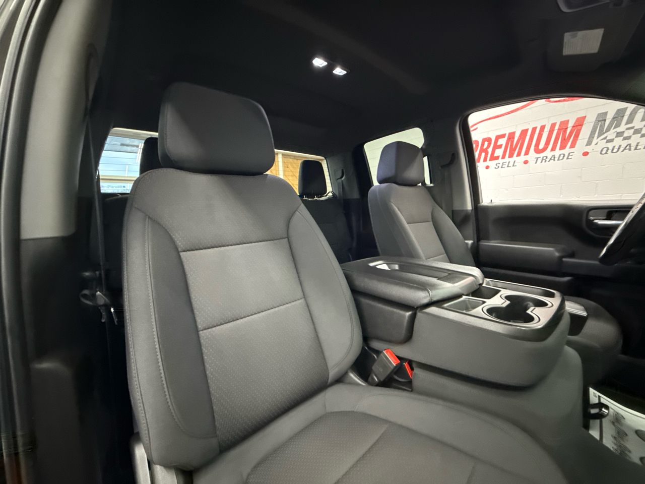 Chevrolet Silverado 1500 Custom 2021